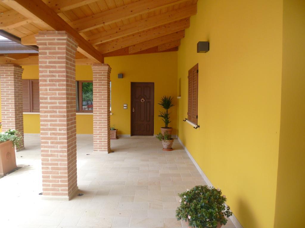Relais Villa Giulia Bastia Umbra Værelse billede